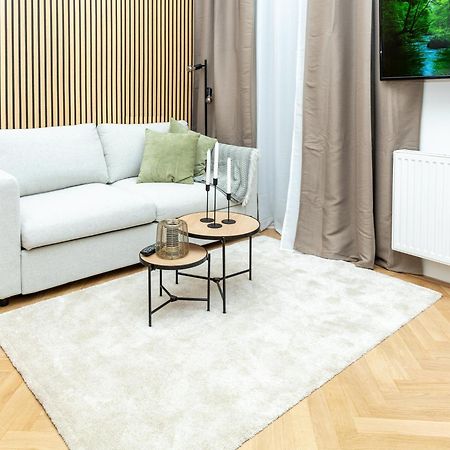 Charming Retreat Walking Distance From Town Centre Apartment Виена Екстериор снимка